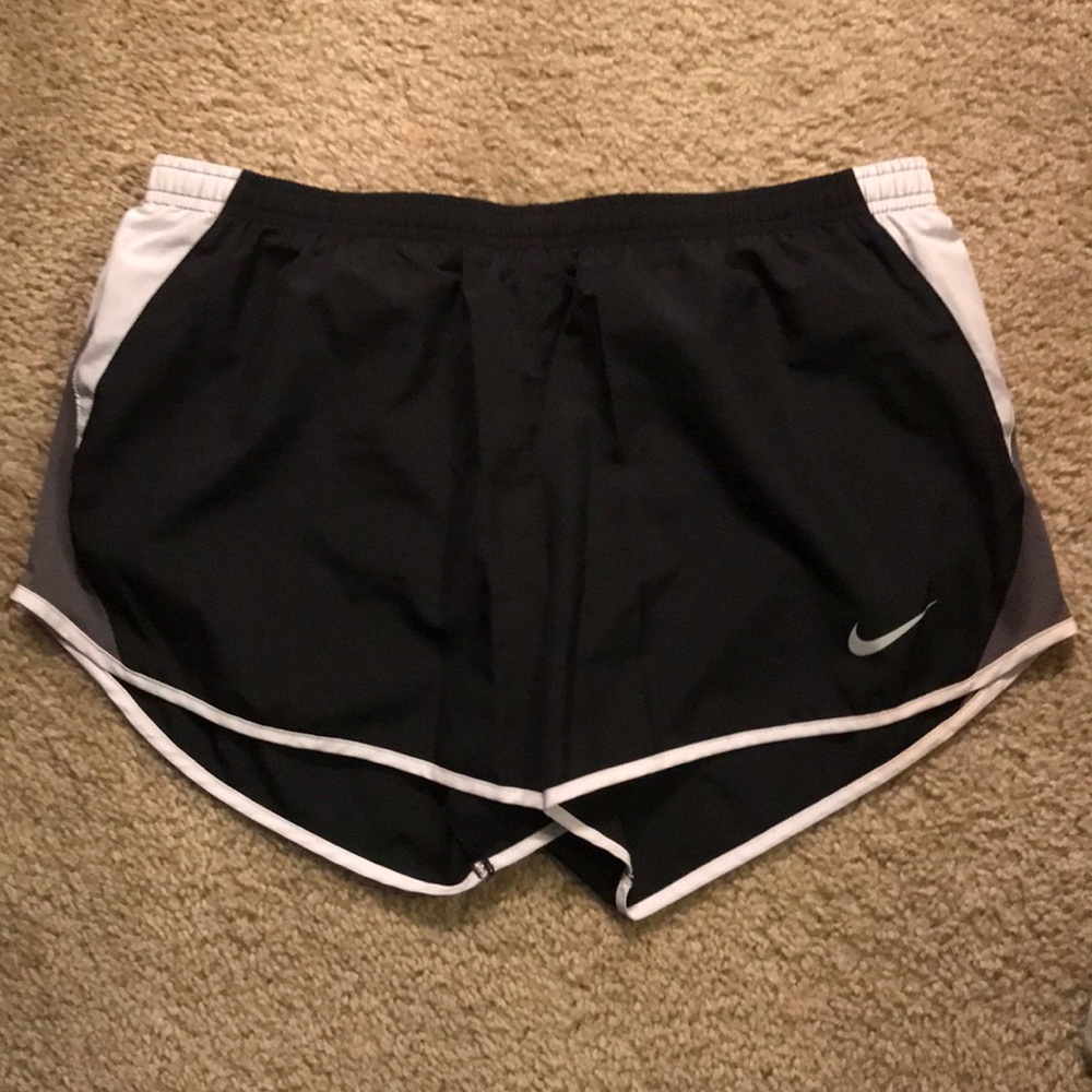 Like new Nike running shorts